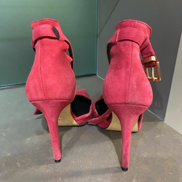 Guess pump - Picture 4 of 4